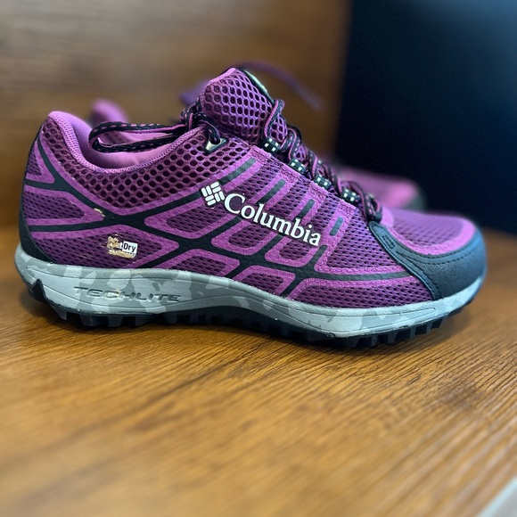 Columbia women hiking sneakers size 8 - Picture 2 of 6